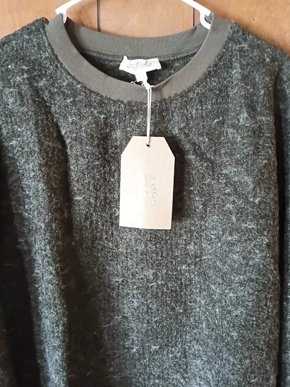 Listicle Crew Neck Sweatshirt – Size Medium – NWT - Picture 2 of 4